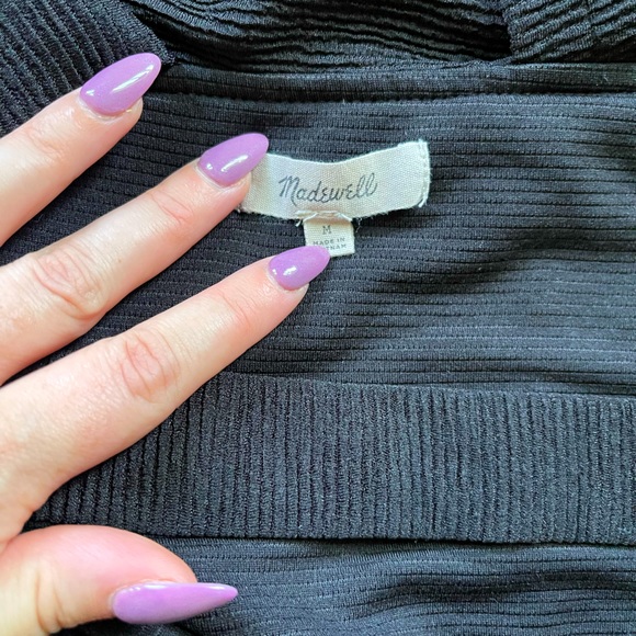 Madewell SZ M Black Flutter Cross Back Top! - Picture 2 of 8